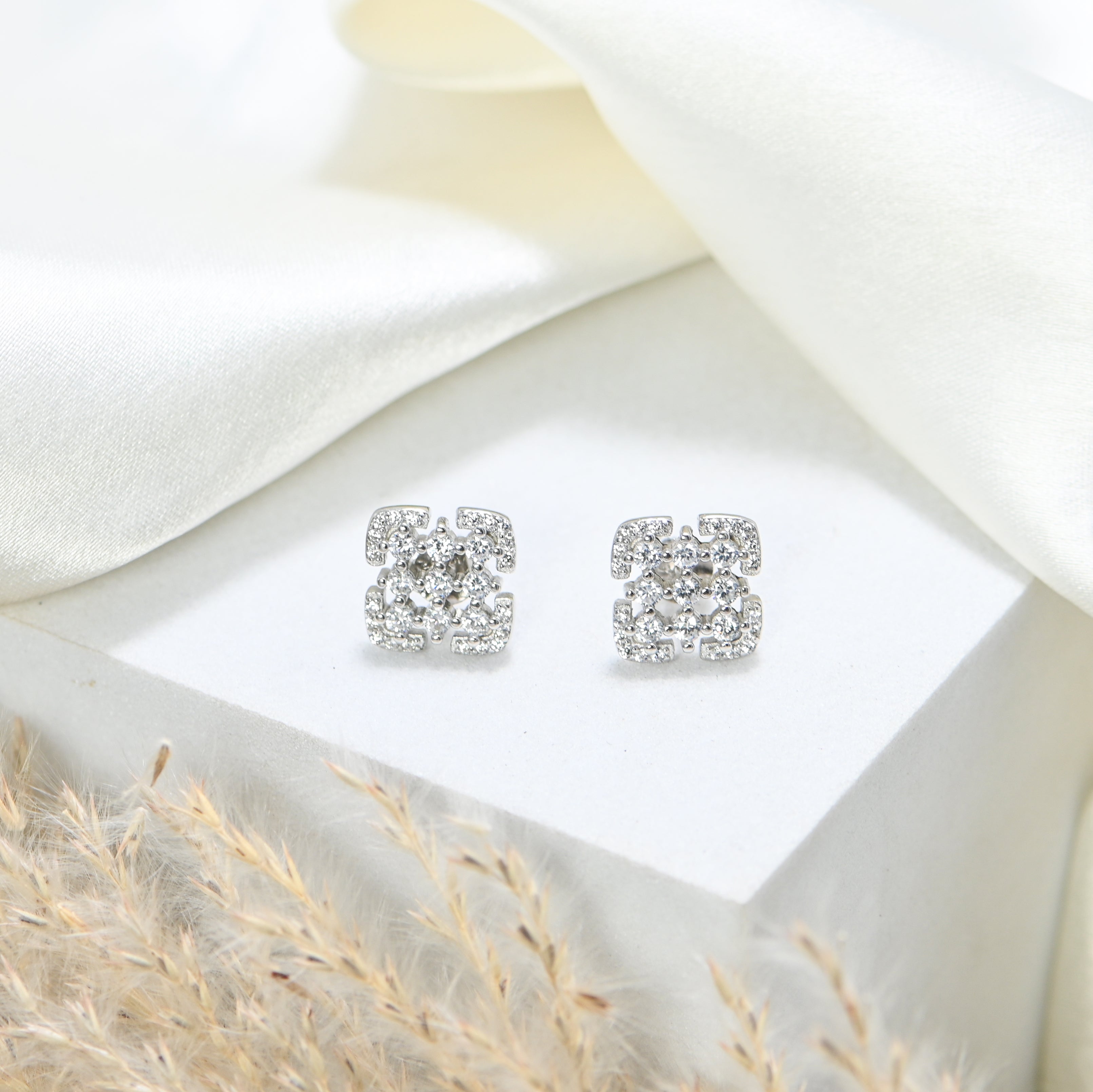 925 Silver Cubic Zirconia Stud Earrings Round Brilliant | Tarnish-Resistant Rhodium Finish