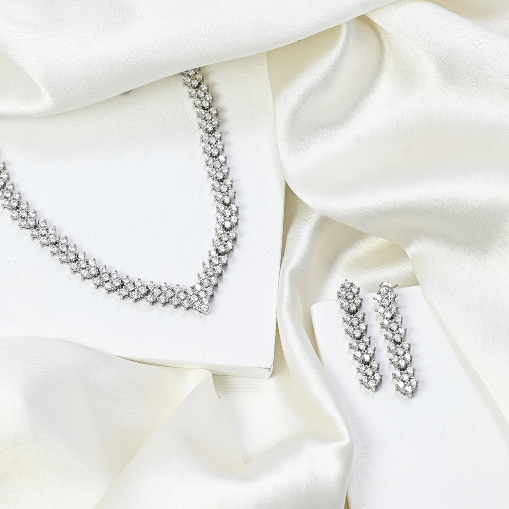 Beautiful 925 Sterling Silver Cubic Zirconia Necklace & Earrings Set for Women