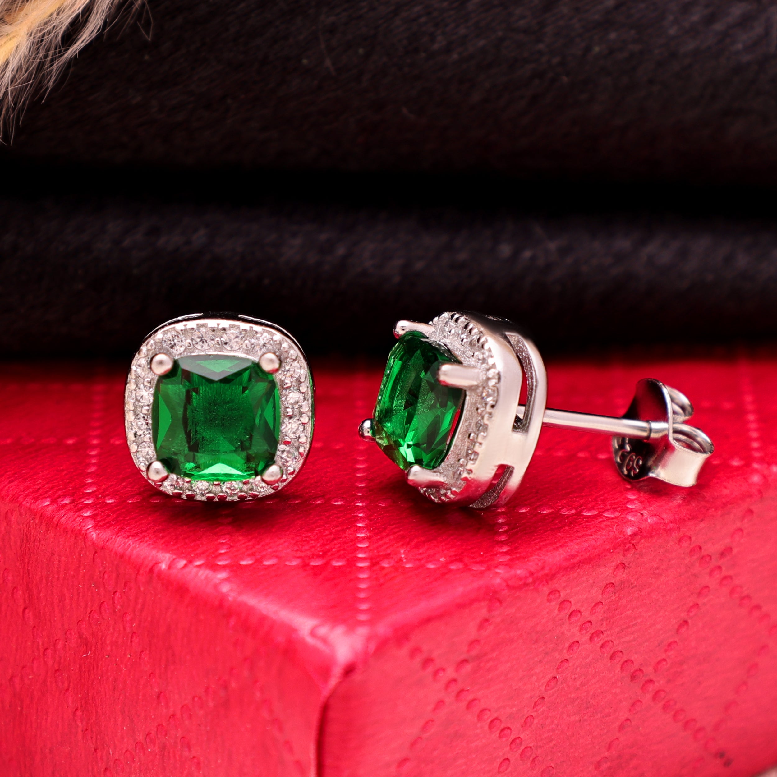 925 Sterling Silver Emerald Green Princess Cut Square Stud Earrings