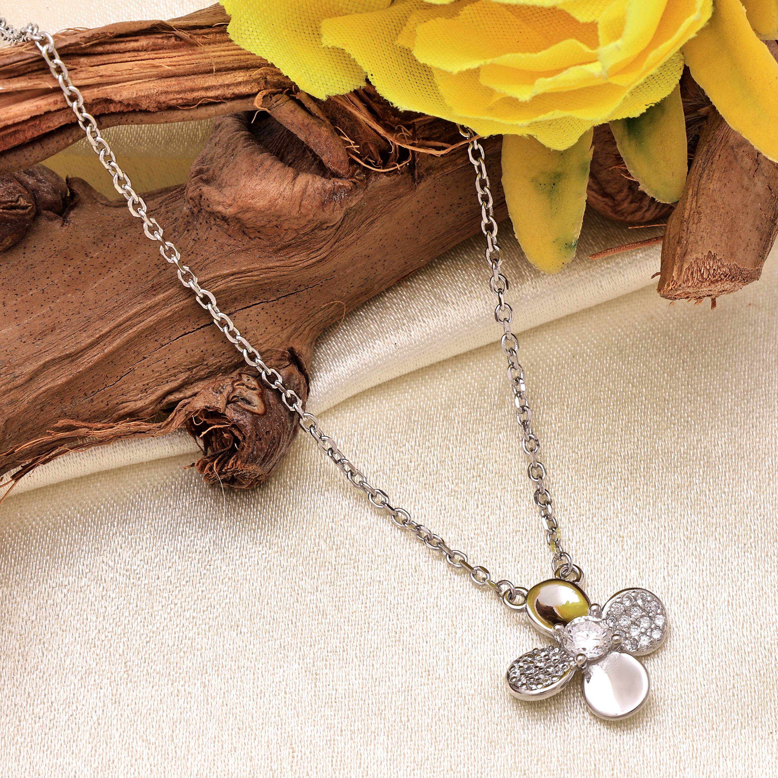 925 Sterling Silver Necklace | Brilliant Round Cubic Zirconia Pendant