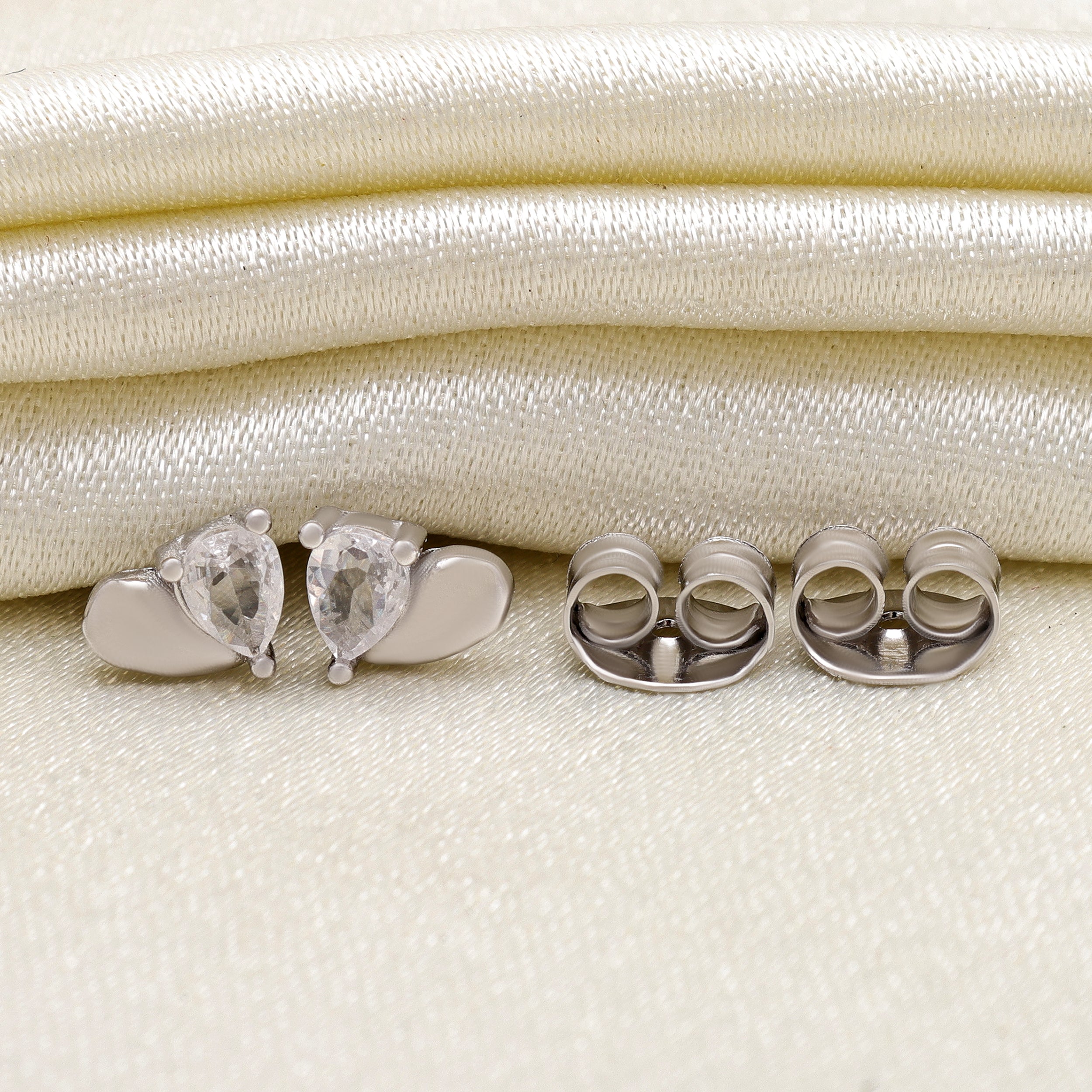 925 Sterling Silver Teardrop Cubic Zirconia Studs