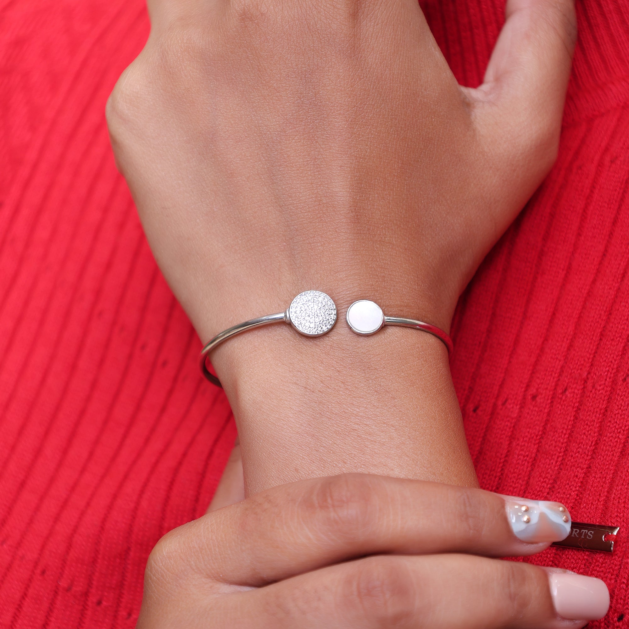 925 Sterling Silver Bracelet – Minimalist & Stylish Gift Idea