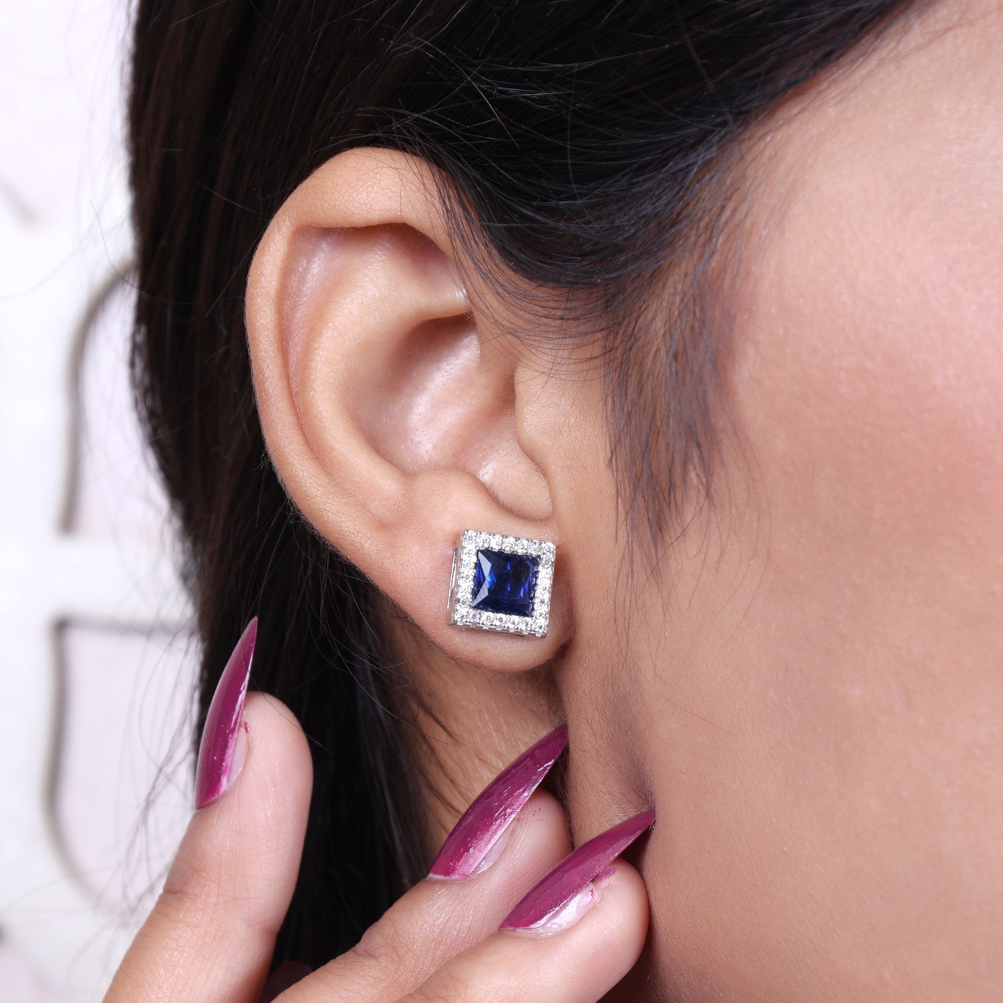 Delicate 925 Sterling Silver Pendant & Earrings Set– Subtle Shine, Timeless Design