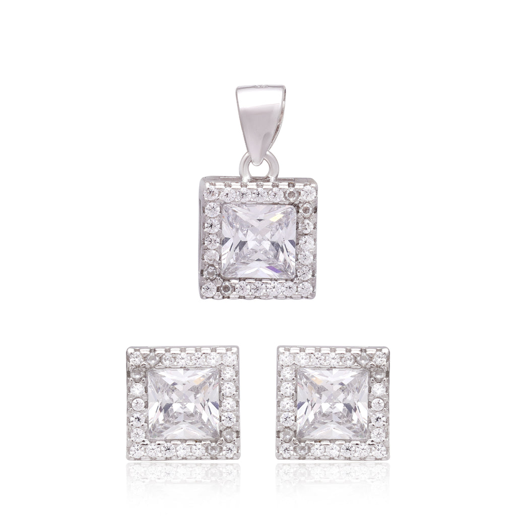 Elegant Silver Pendant Necklace – Perfect Valentine’s or Birthday Gift