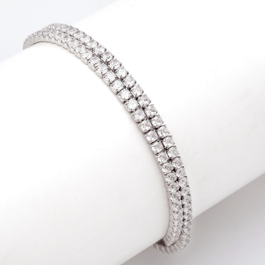 Handcrafted 925 Sterling Silver Bracelet – Modern Elegance