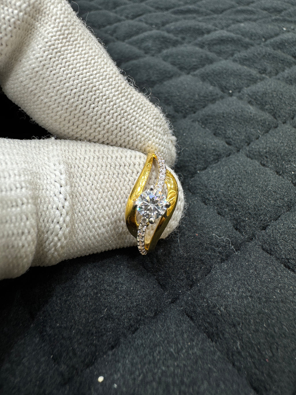 Beautiful 14/18KT Gold Ring with Brilliant Round Cut Cubic Zirconia for Women Gift for Wedding