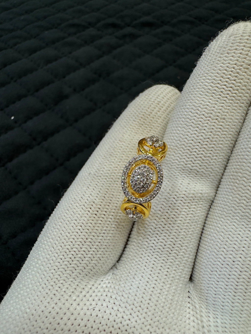 Trendy 925 Sterling Silver Round Cut Cubic Zirconia Ring for Women  Fashion Cocktail Jewelry