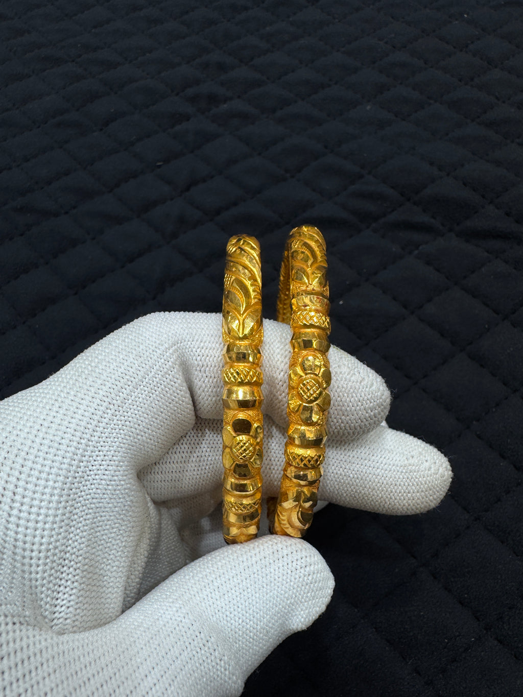 22KT HUID Gold Bangles Set (Pair of 2), Classic Elegant Jewelry