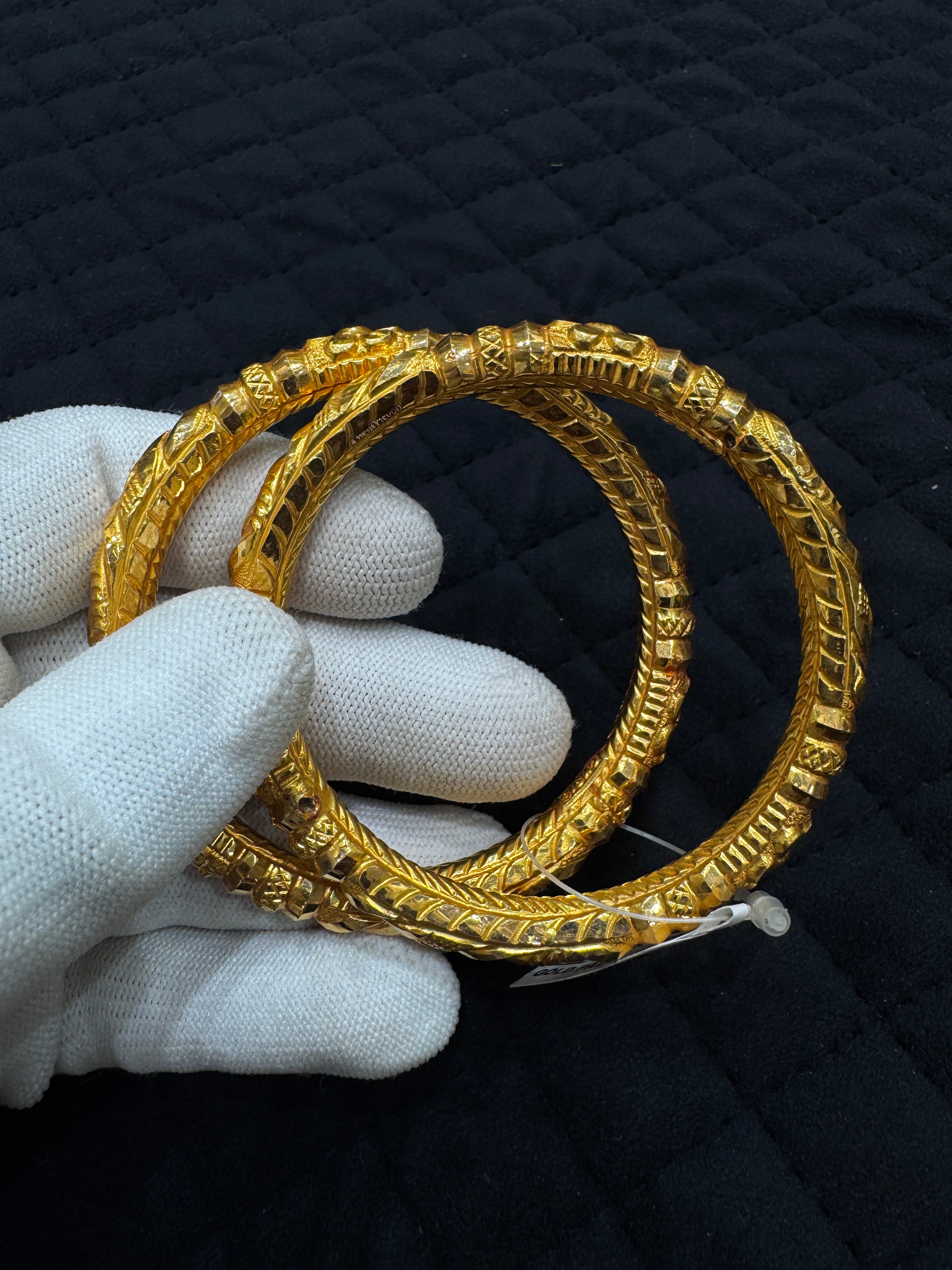 22KT HUID Gold Bangles Set (Pair of 2), Classic Elegant Jewelry