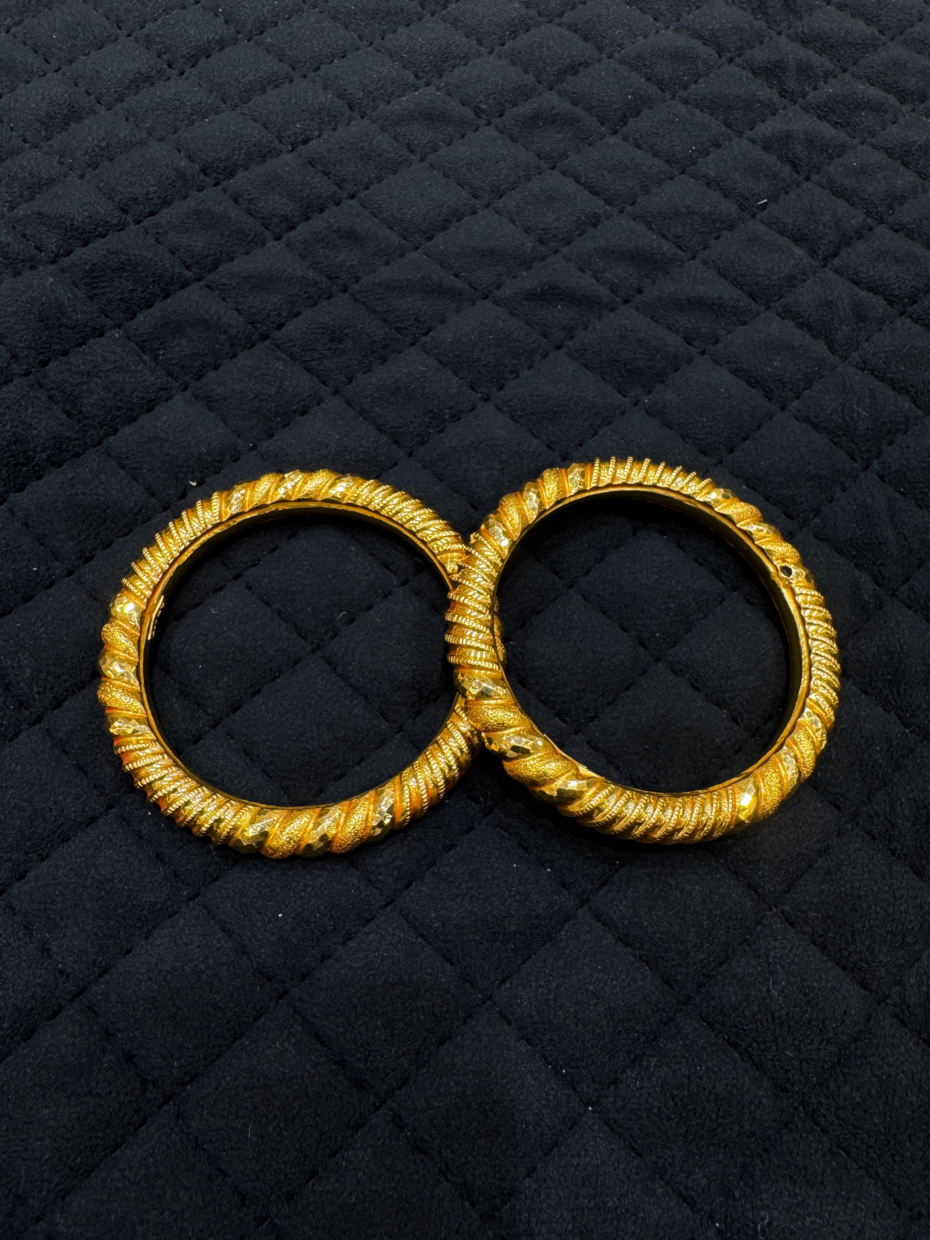 22KT Gold Bangles Pair, Sleek & Elegant Design Wedding Wear