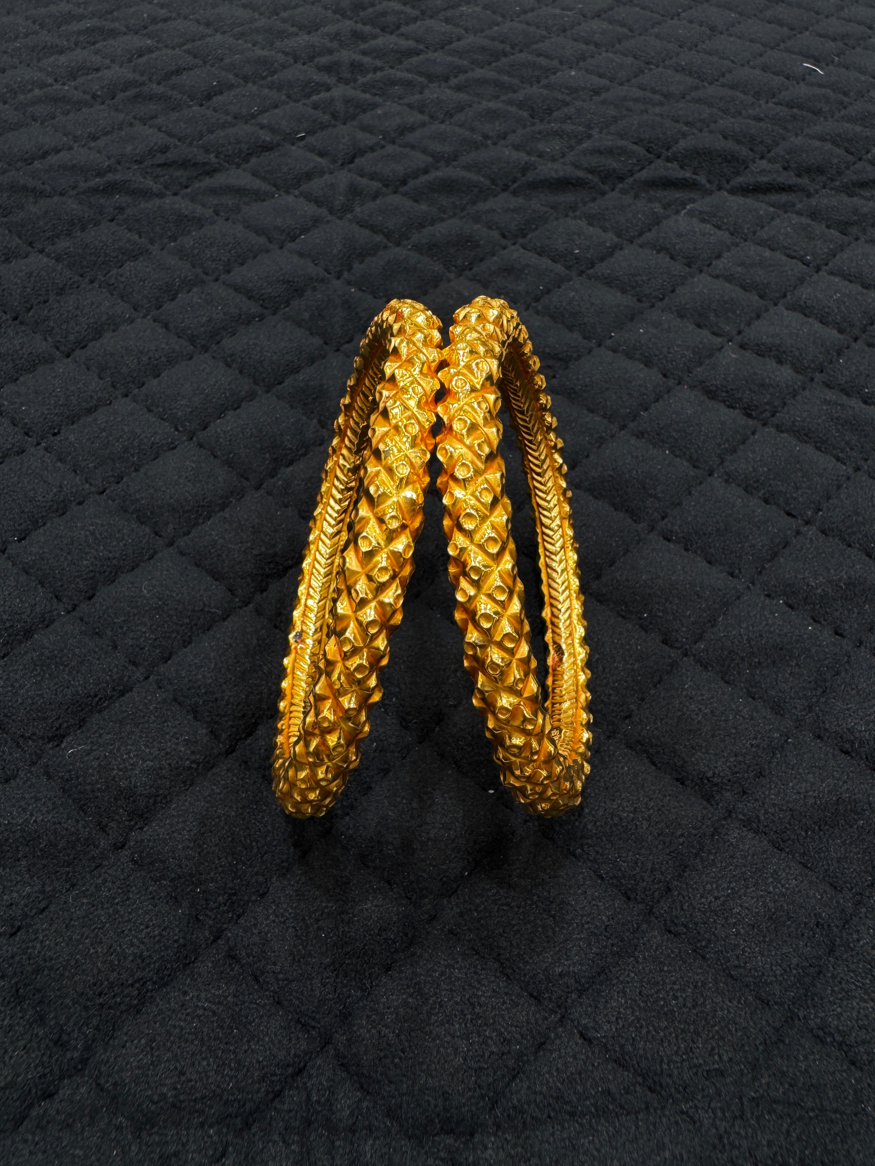 22KT Gold Classic Bangles (Pair), Everyday Wear