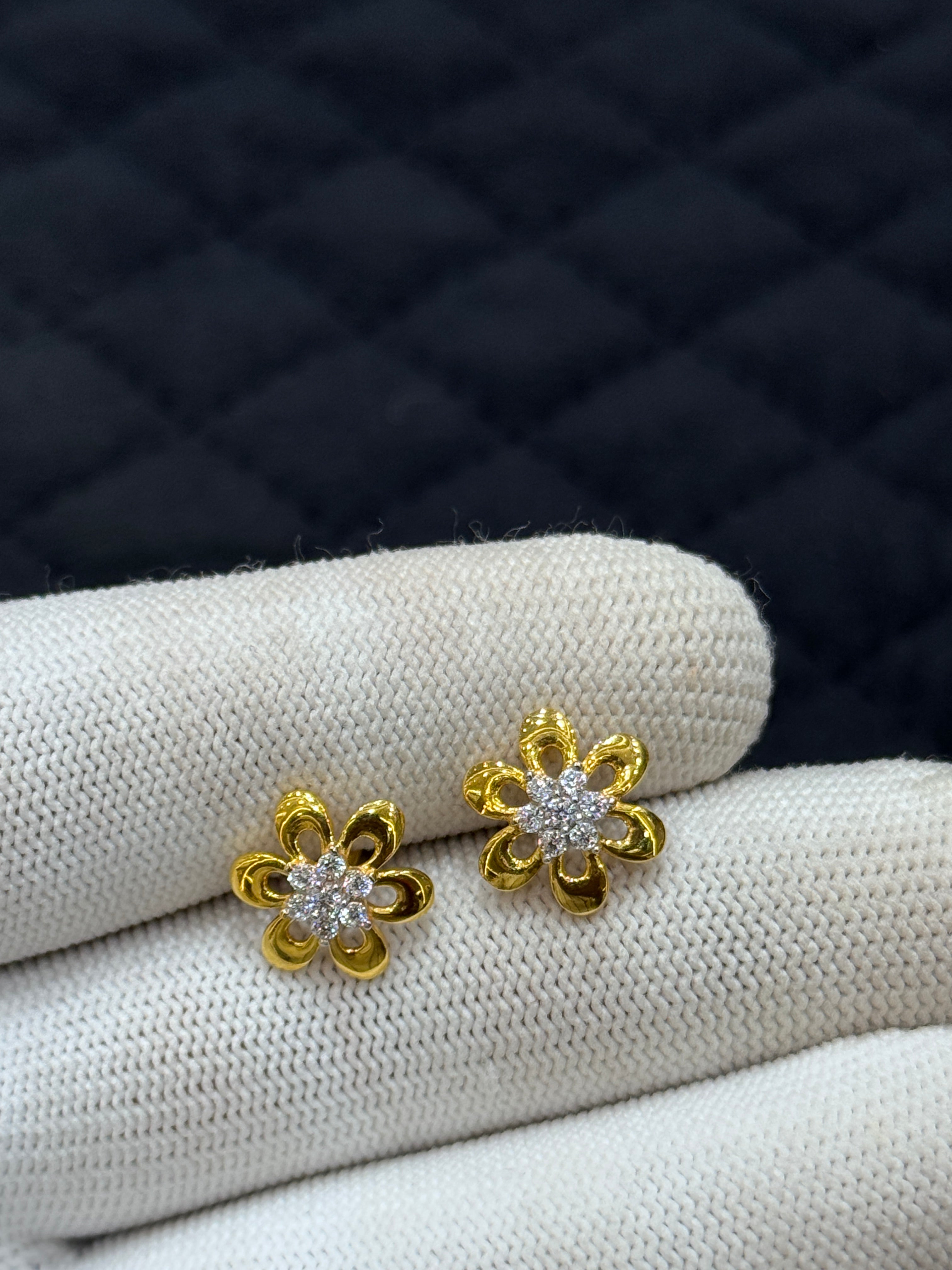 Sparking 22KT Hallmarked Gold Stud Earrings with Brilliant CZ Stone Statement Jewellery