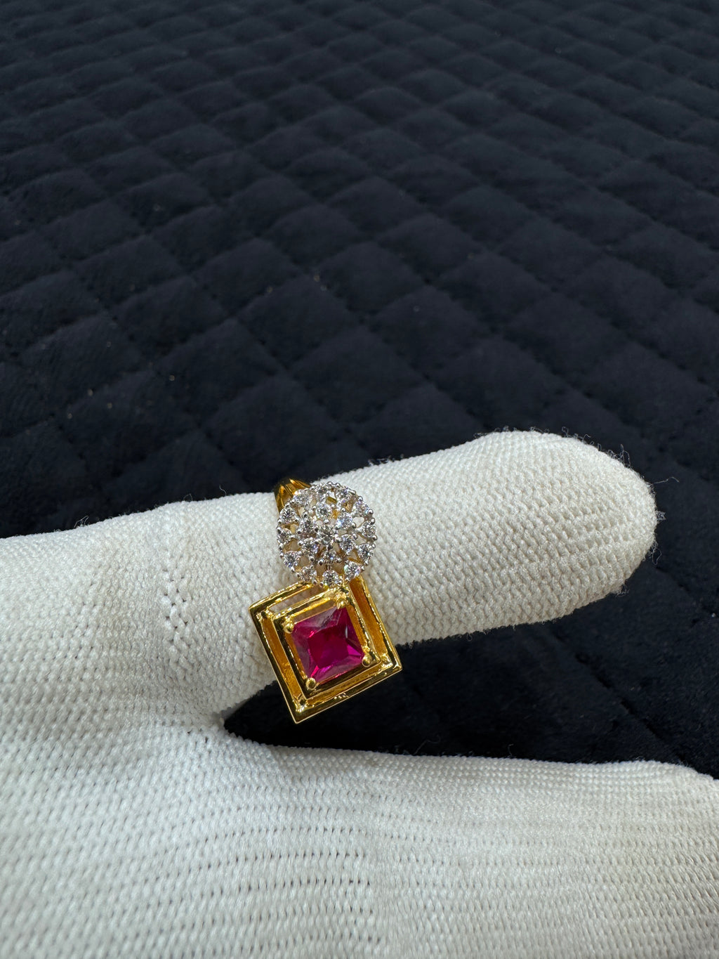 22KT Gold Round Sparkling Cubic Zirconia Ring – Beautiful Gift for Her