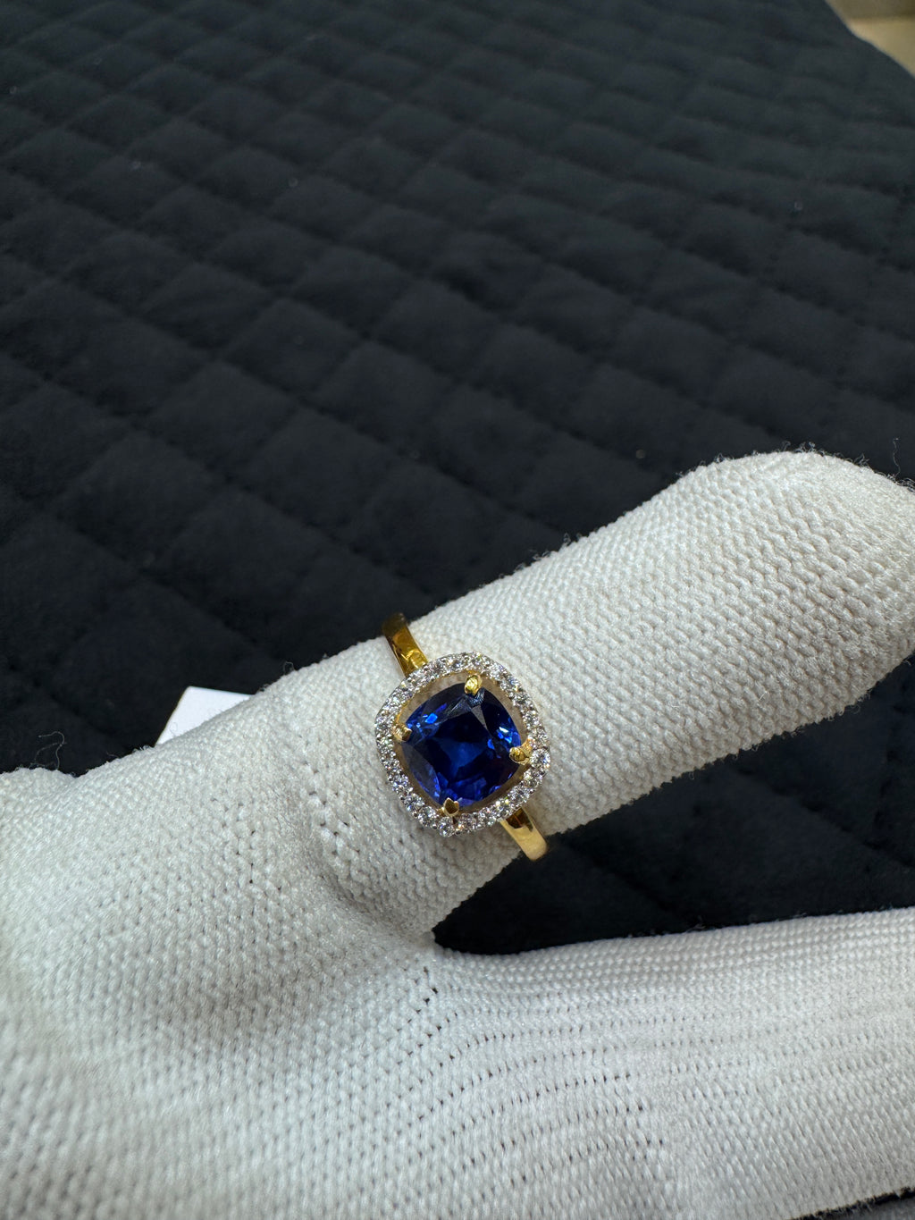 22KT Hallmark Gold Round Cut Cubic Zirconia Ring – Classic Engagement or Daily Wear Ring