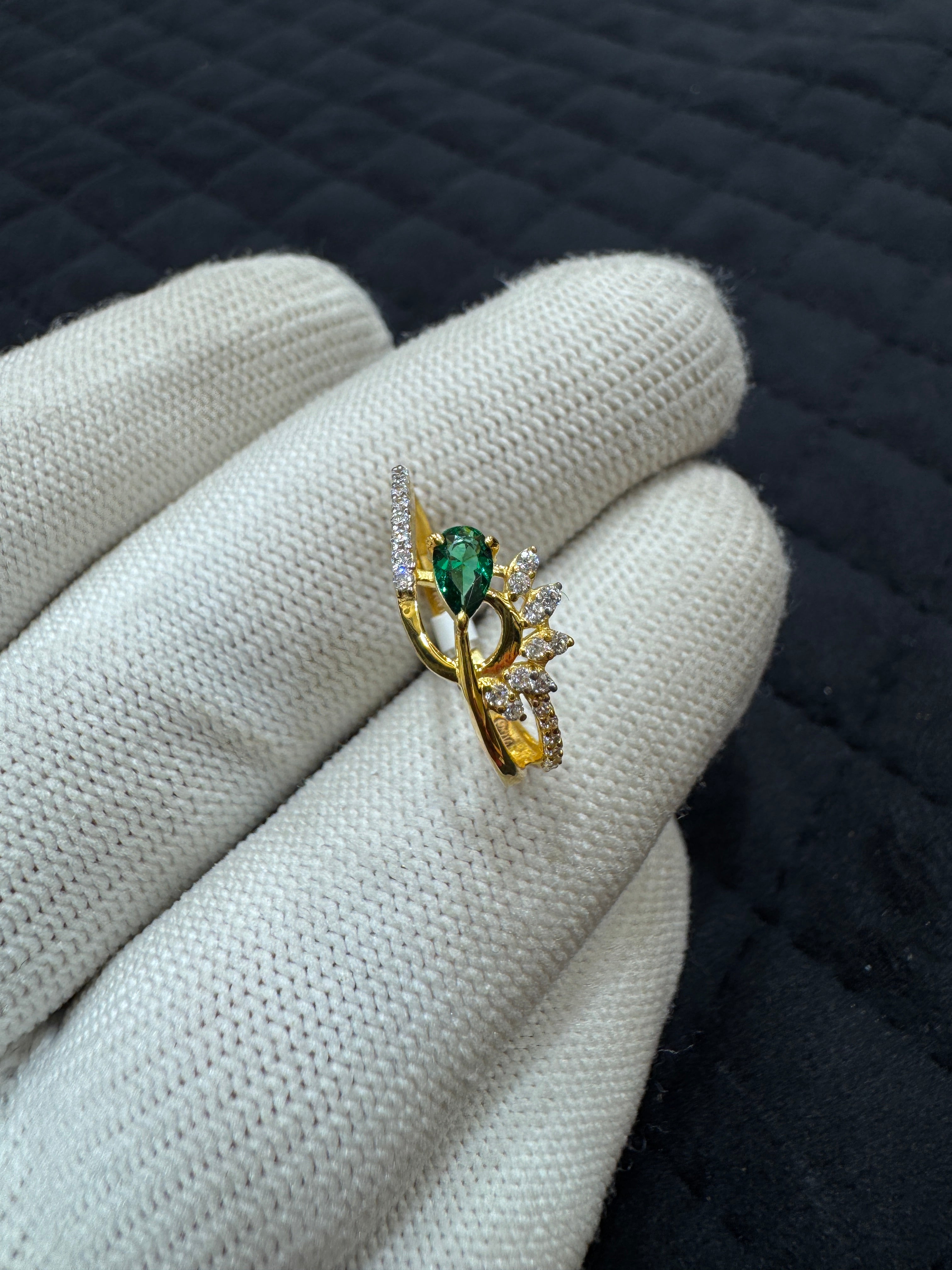 22KT Hallmark Gold Round Brilliant Zircon Ring – Elegant Promise or Anniversary Ring