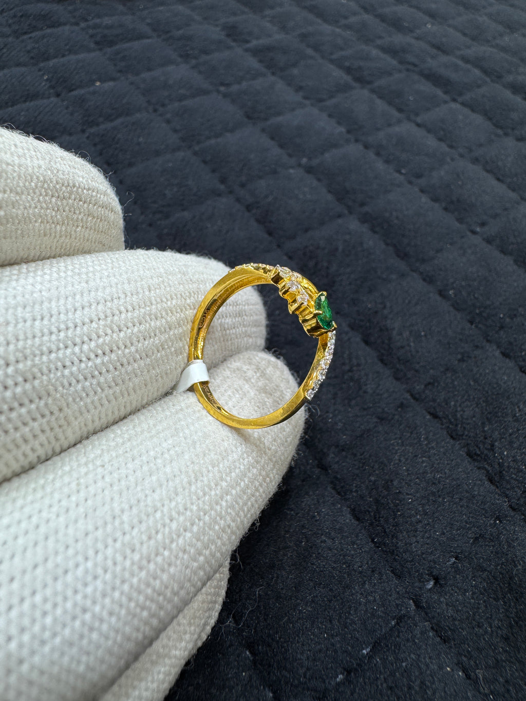 22KT Hallmark Gold Round Brilliant Zircon Ring – Elegant Promise or Anniversary Ring