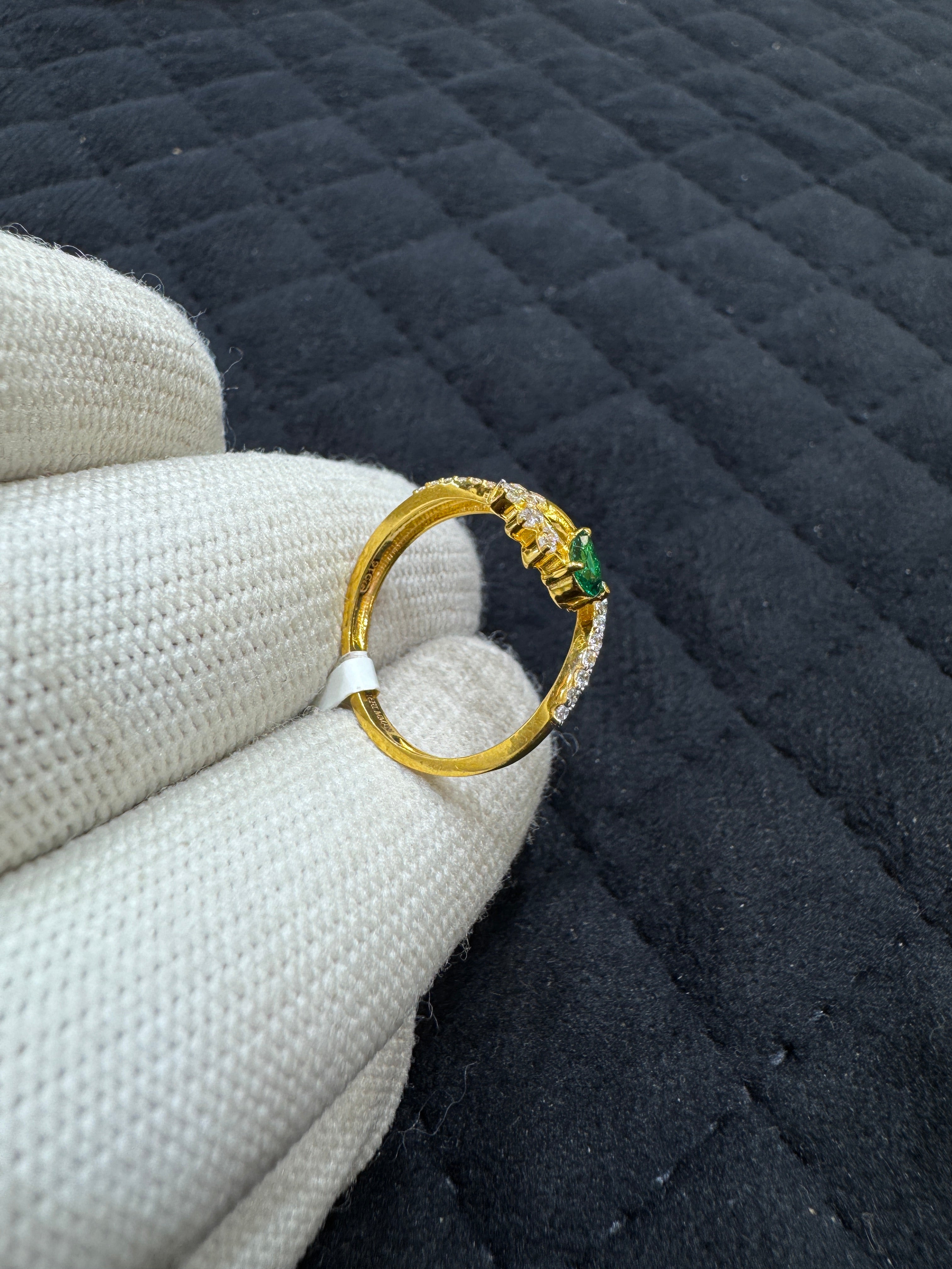 22KT Hallmark Gold Round Brilliant Zircon Ring – Elegant Promise or Anniversary Ring