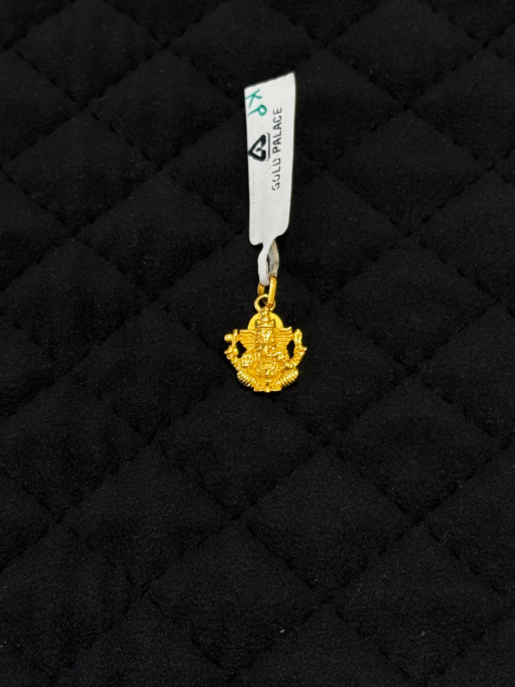 Divine Lord Ganesha Pendant in 22kt Hallmark Gold