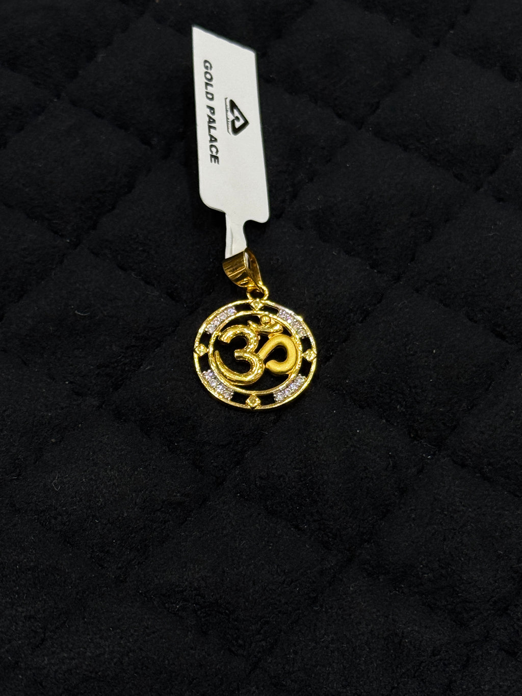 22KT Hallmarked Gold Om Pendant with Round Brilliant CZ – Spiritual Gold Jewellery