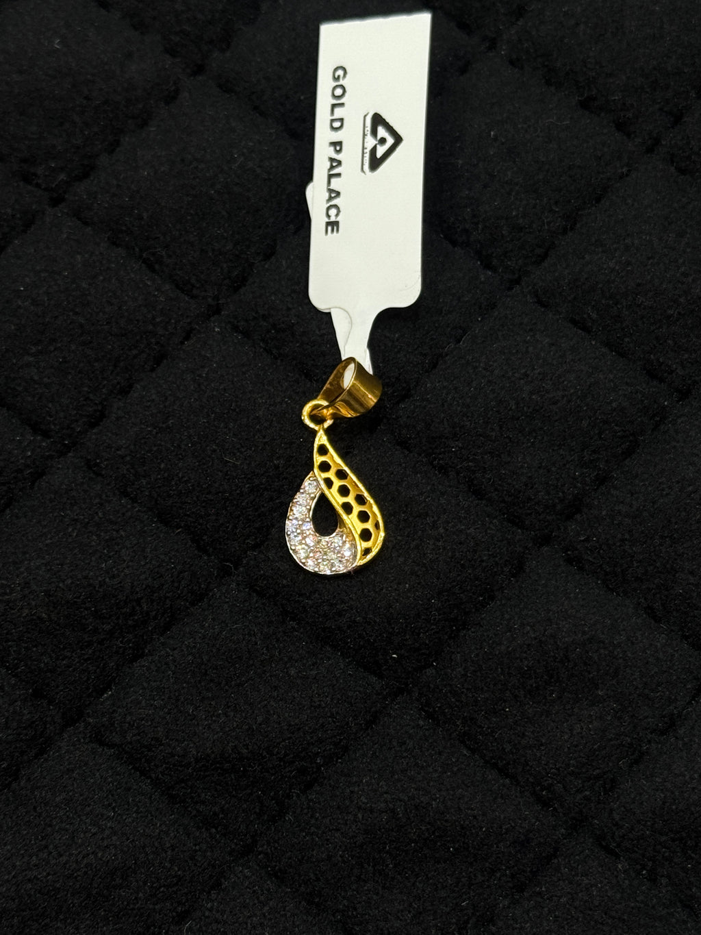 22KT Gold Pendant with Round CZ & Rhodium Finish – Lightweight Gold Jewellery for Women