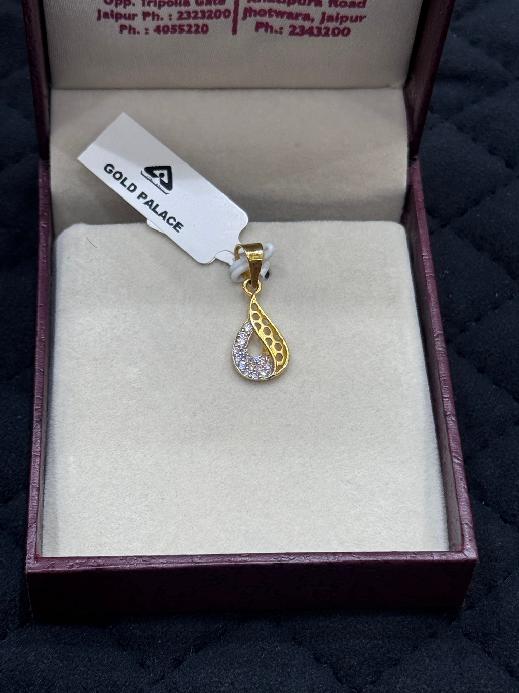 22KT Gold Pendant with Round CZ & Rhodium Finish – Lightweight Gold Jewellery for Women