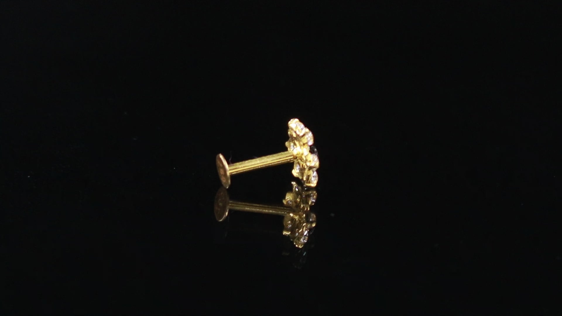 Classic 18K Gold Nose Stud with Round CZ – Women’s Nose Jewelry