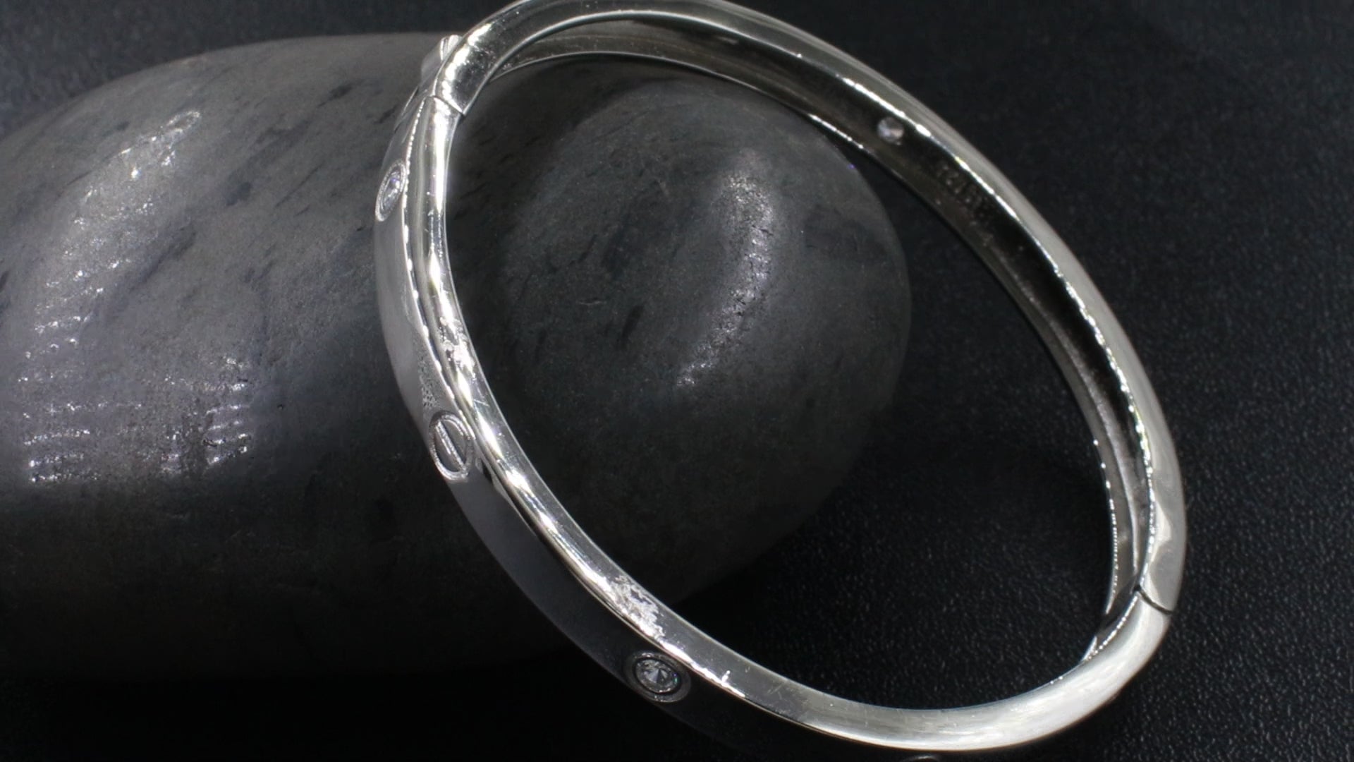 925 Sterling Silver Bracelet – Elegant & Timeless Jewelry for Everyday Wear