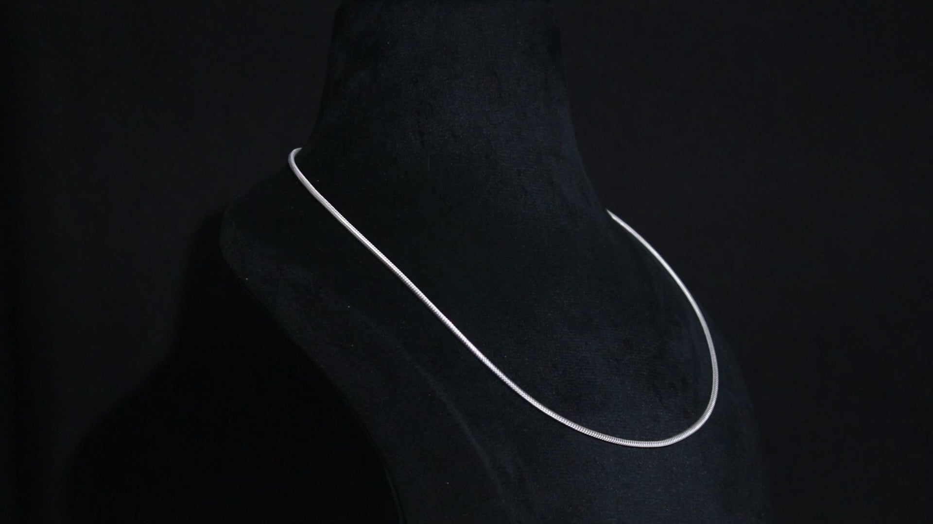 Pure Silver 925 Chain – Lightweight & Comfortable Wear